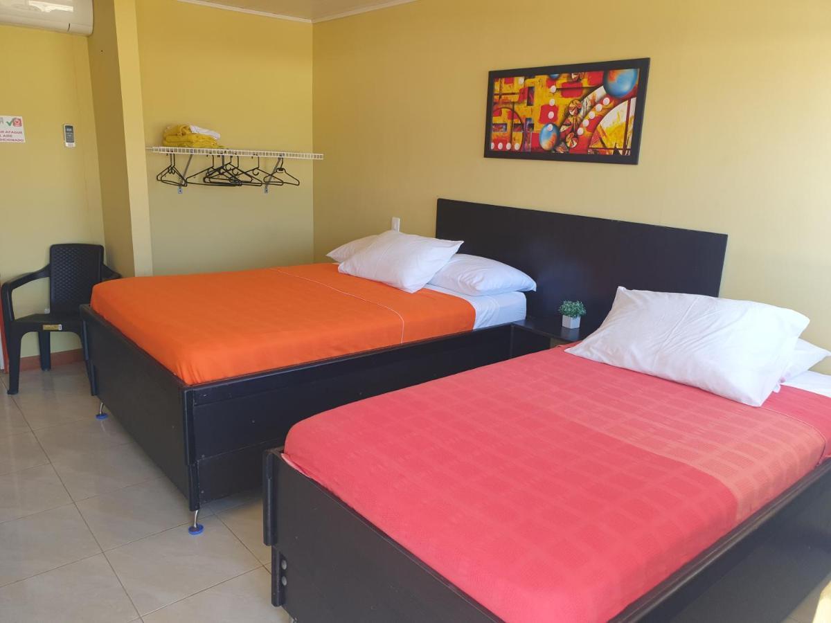 Victoria'S Gennie Bay Village Hostal San Andrés Kültér fotó